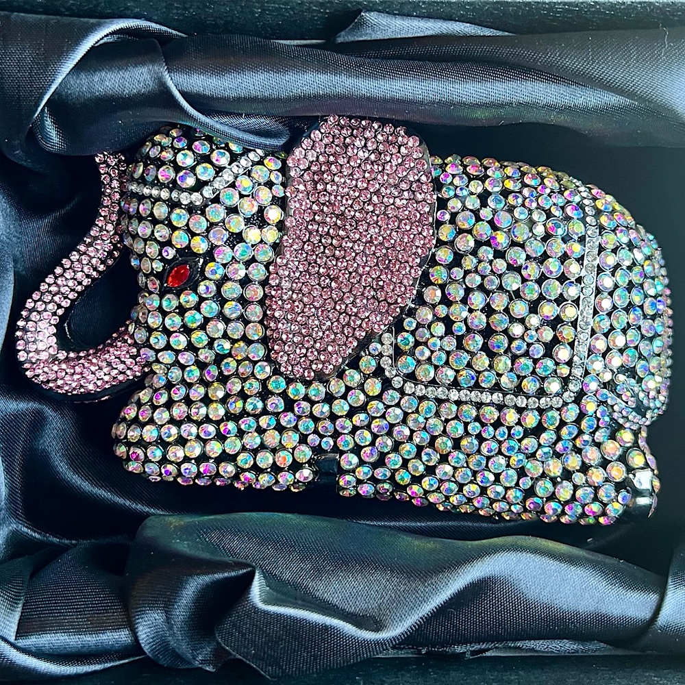 Pink Crystal Elephant π πClutch Purse